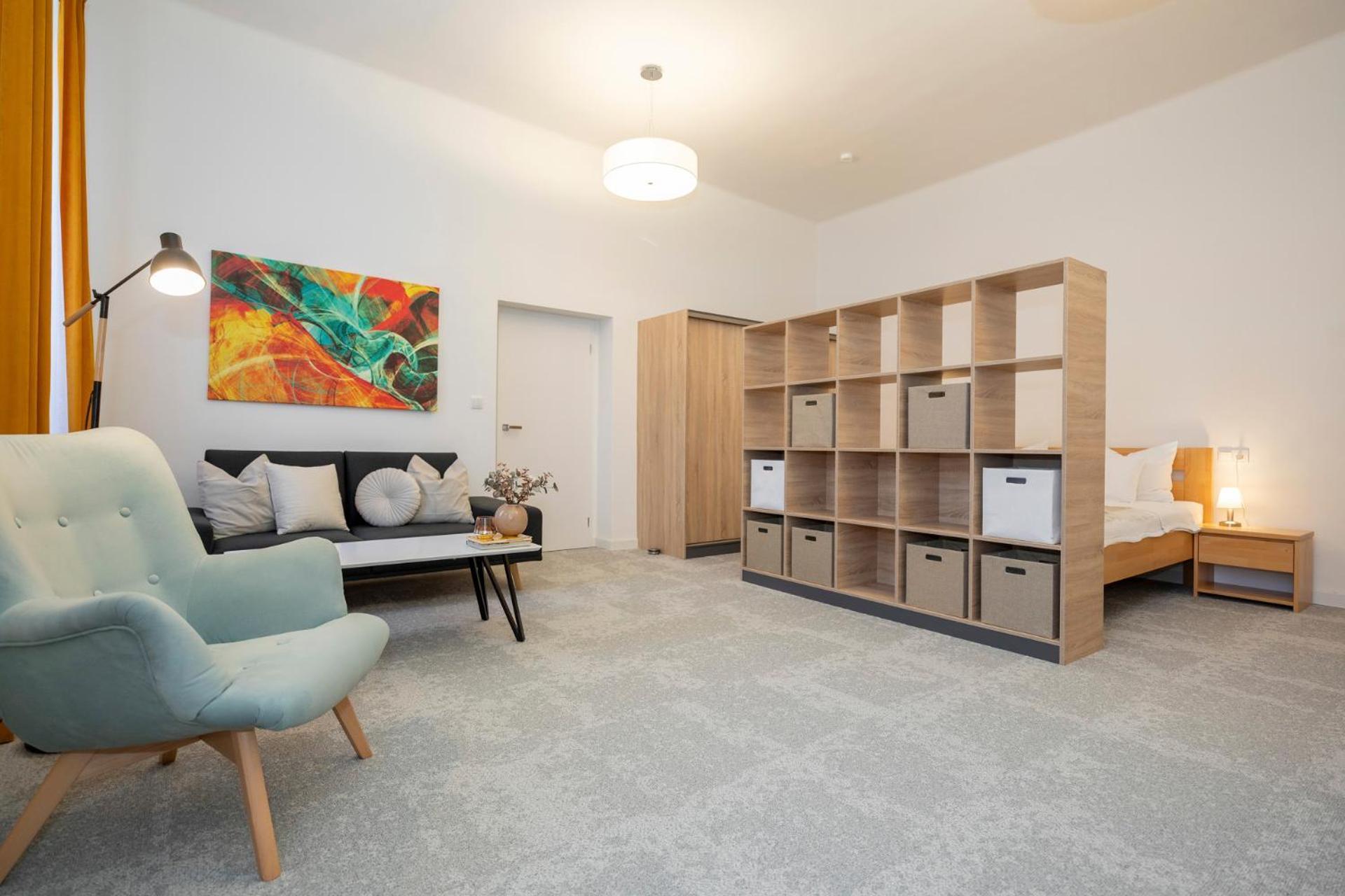 Alure Residences 10 - 24H Self Check-In & Private Parking Next To The Apartment Building Included, City Center Right On Snp Square In A Quiet Passage, New Building, Best Deal In Town Banská Bystrica Eksteriør billede